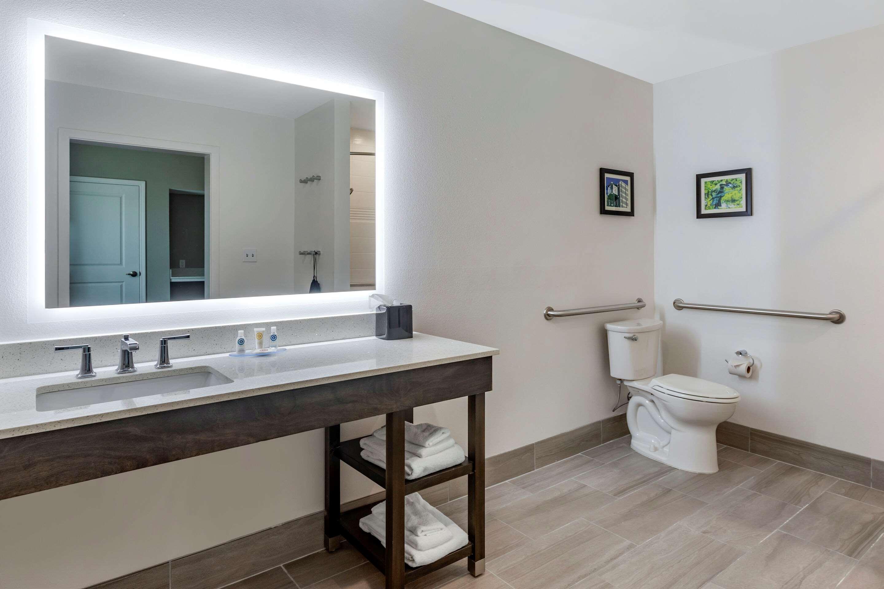 Comfort Inn & Suites オリーブブランチ エクステリア 写真